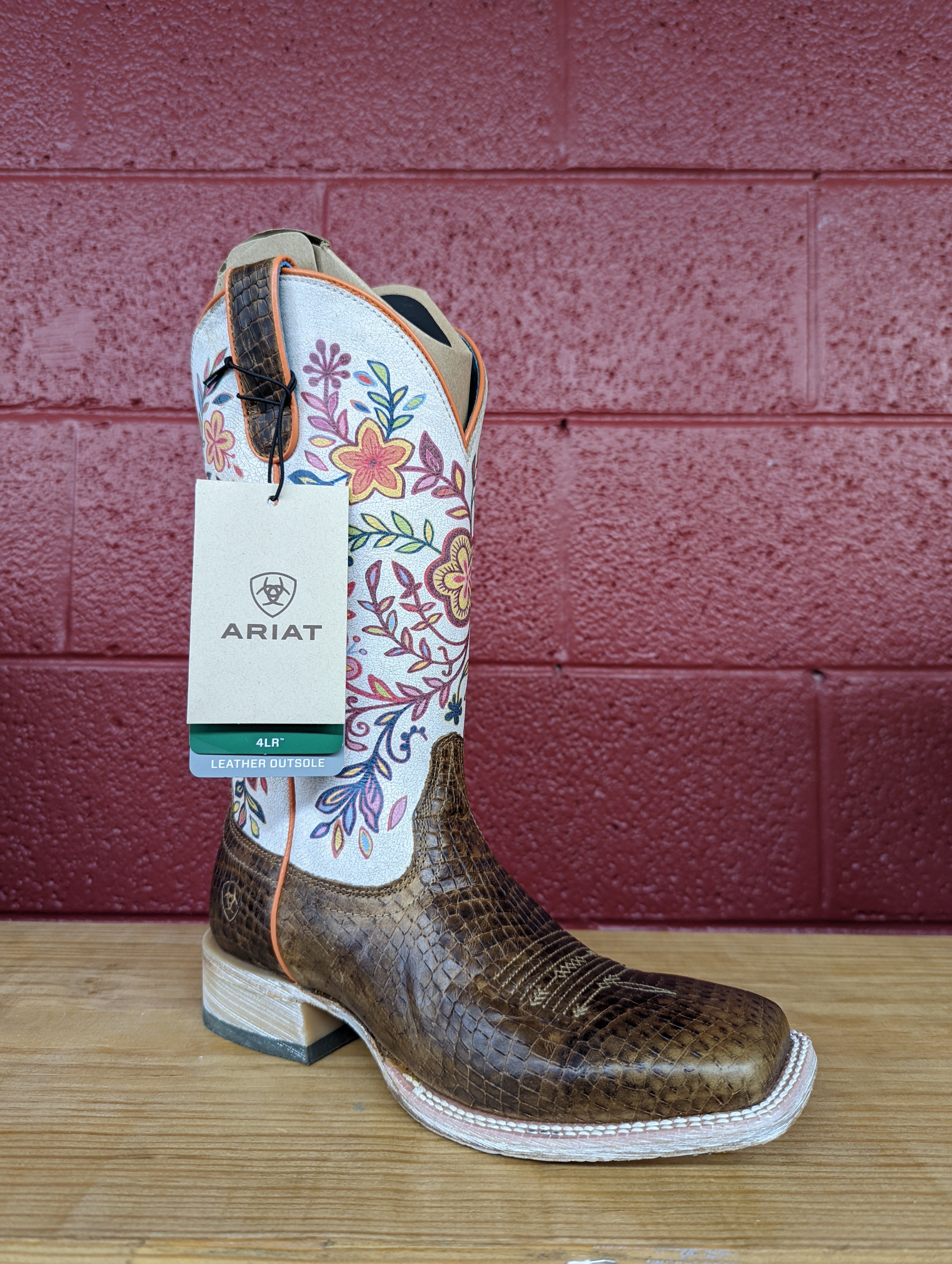 Ariat Women's Circuit Savanna Western Boot - Nate's Western Wear